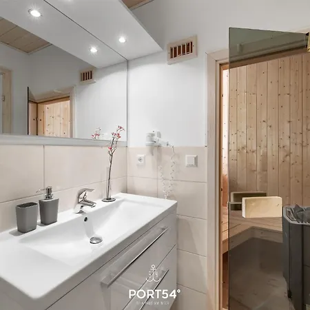 Steuerbord Marina Nyaraló